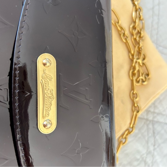 Louis Vuitton Amarante Monogram Vernis Bel Air Pochette Bag - Picture 2 of 15